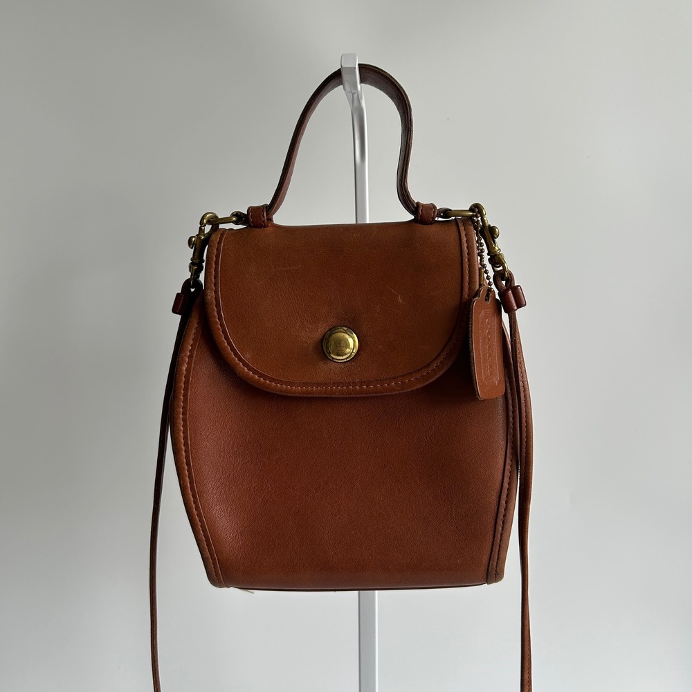 Coach Derby 9904 British Tan Glovetanned Leather Crossbody Bag Good - Picture 1 of 15